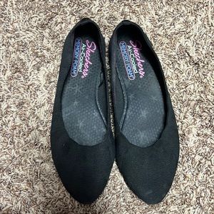 Women’s flats